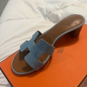 very good condition Hermès sandals in jeans, size 36 /